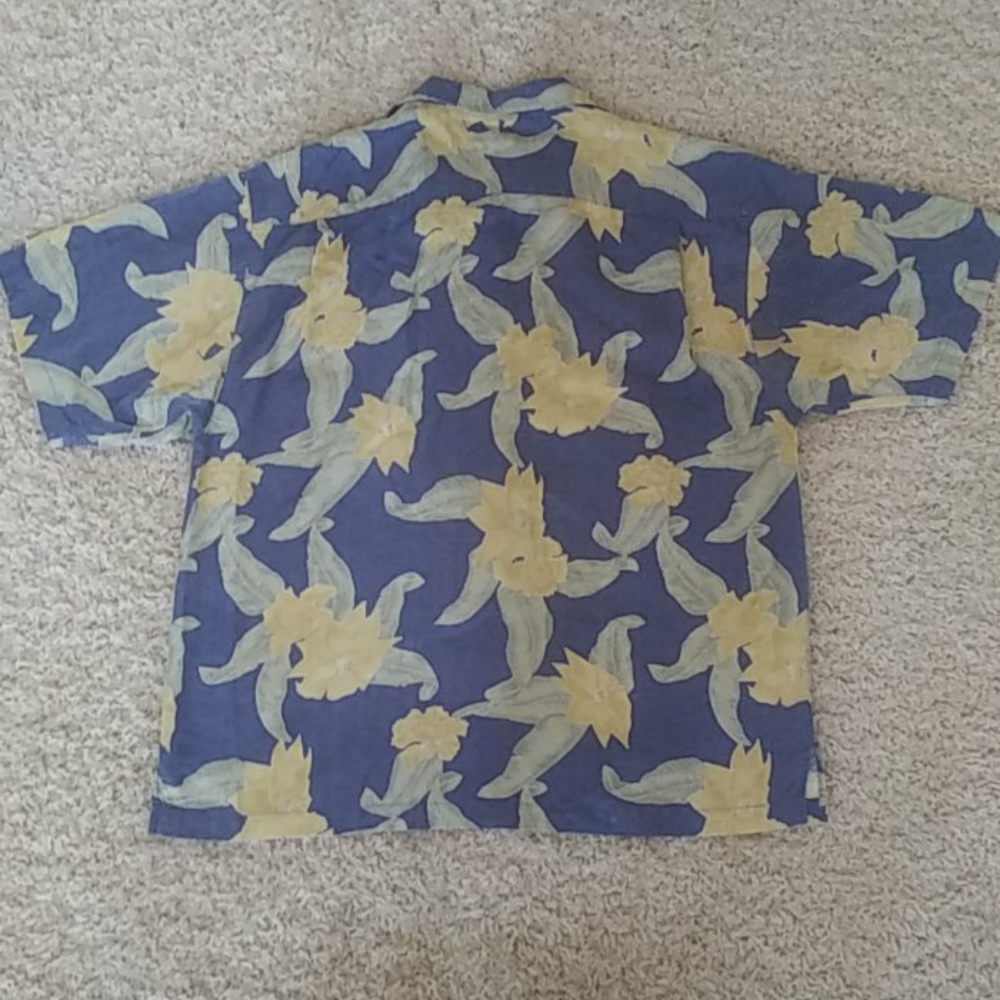 Tommy Bahama Silk Shirt - Picture 6 of 7